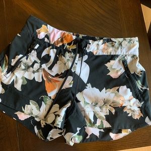 Athleta Hudson Shortie